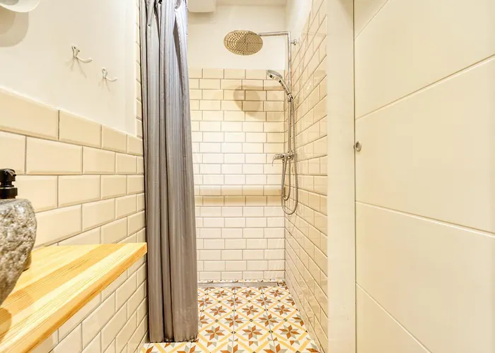 In Trendy Friedrichshain Apartamento